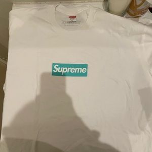 I am seeking a authentic supreme Tiffany co collab shirt size XL and new